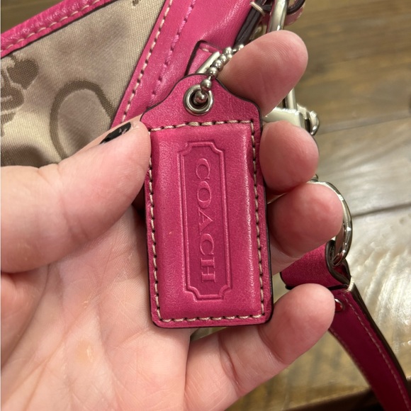 Coach Horse and Carriage Signature Sateen Jacquard Hobo Bag w/ Pink Trim - Picture 8 of 9